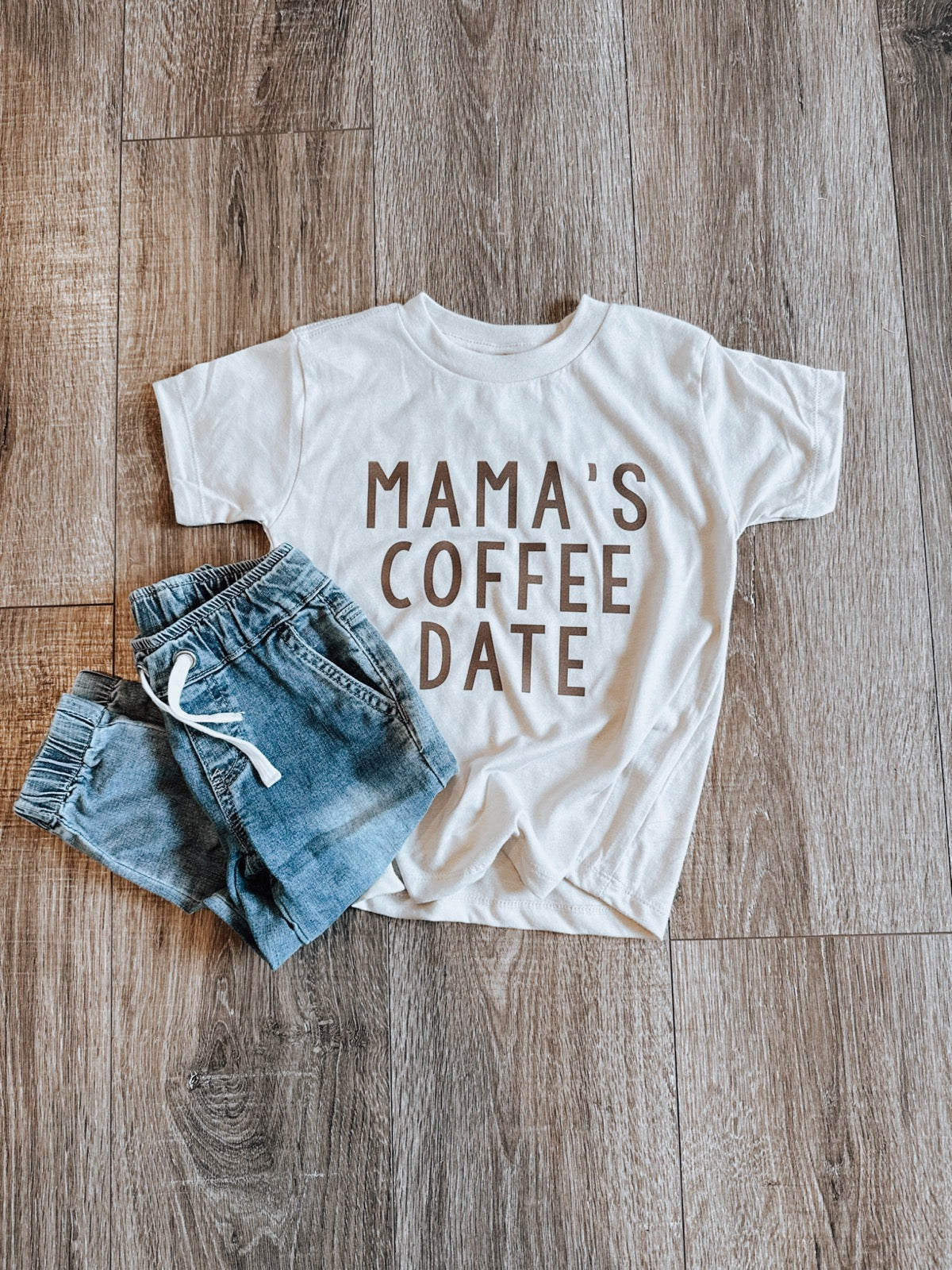 Mamas Coffee Date - AK Graphic Tee Espresso