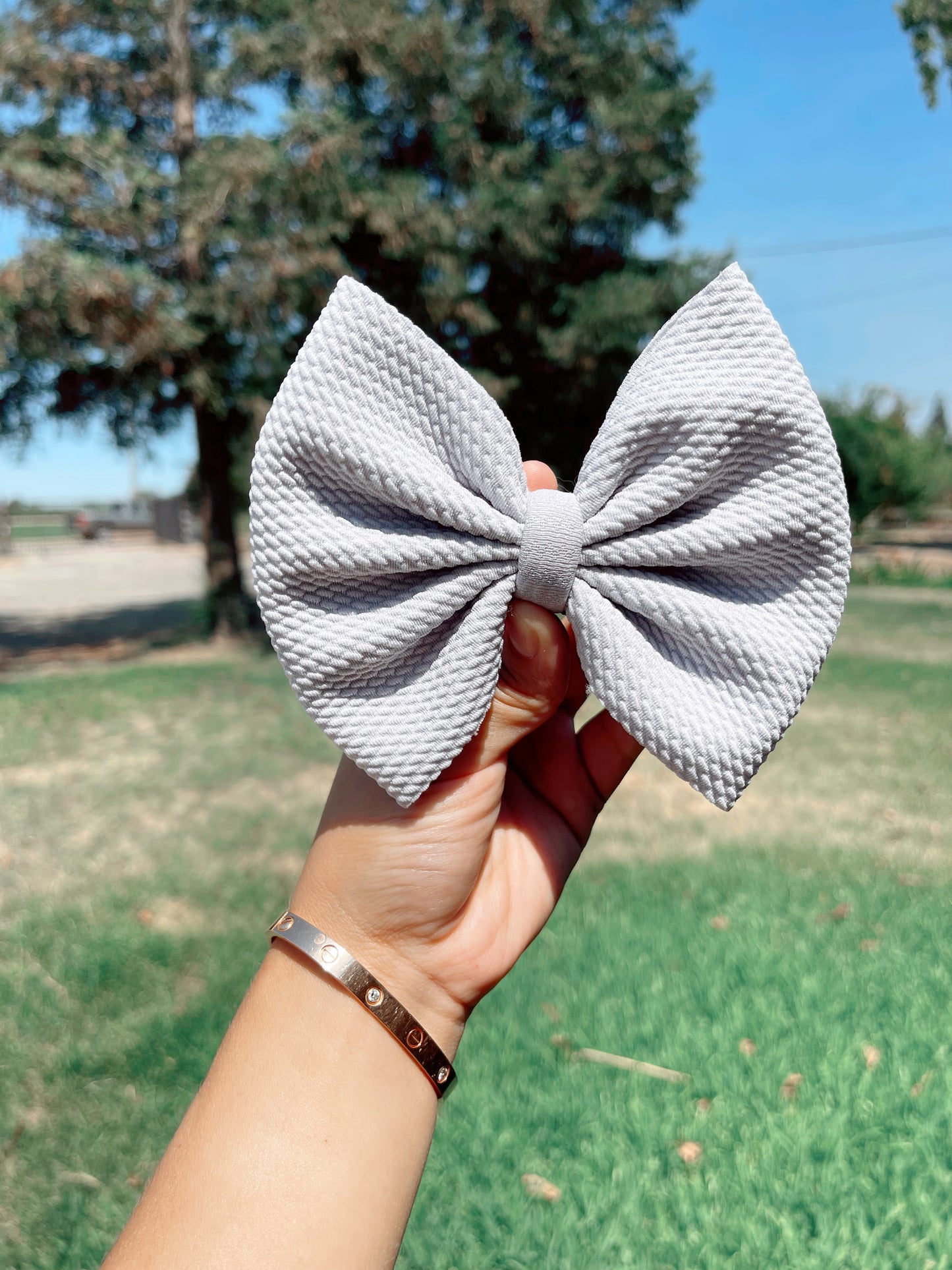 {{solid color Bow}} - {{Ryyourbow }}