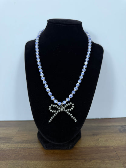 Toile Bow Necklace (2 colors)