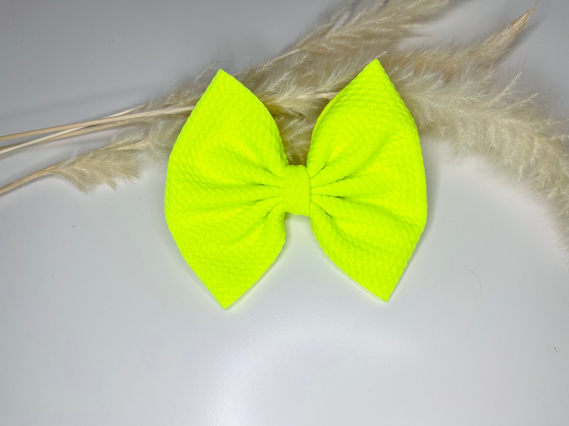 {{solid color Bow}} - {{Ryyourbow }}